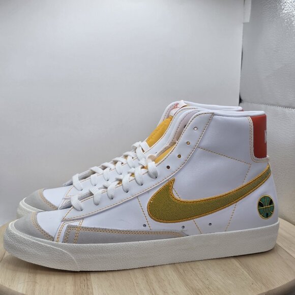 Nike Blazer Mid 77 Men’s White "Roswell Rayguns" Sneakers Size 10.5 DD9239-100 - Picture 1 of 9